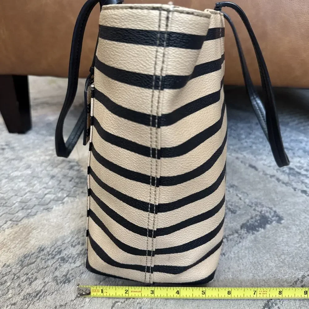 Kate Spade Hyde Lane Dipped Riley Tote Purse Bag Beige/Tan Blk Striped